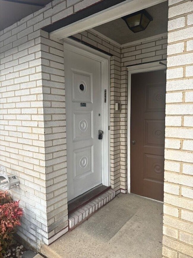 Foto del edificio - 2563 Gap View Rd