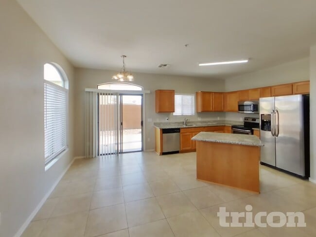 Foto del edificio - 17365 N Cave Creek Rd