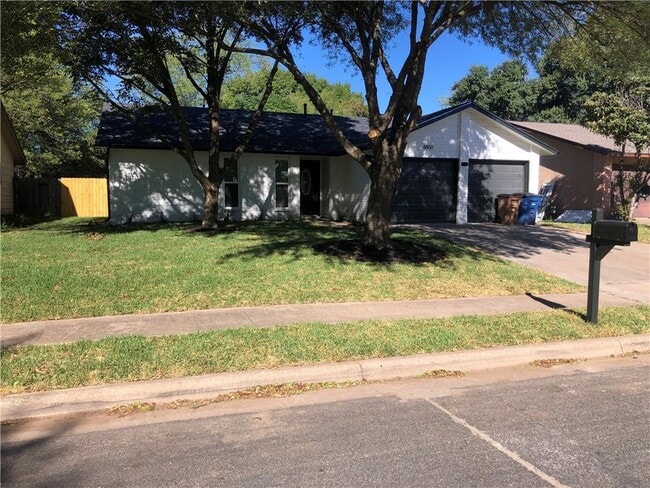 Building Photo - 4800 Pewter Ln