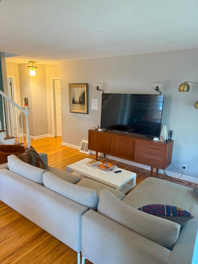 Foto del edificio - 5401 32nd Ave S