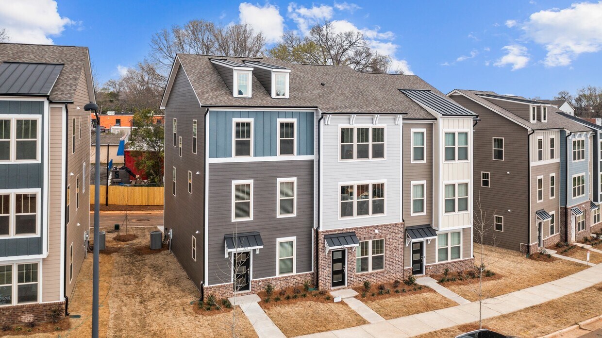 Primary Photo - 228 Judson Ave
