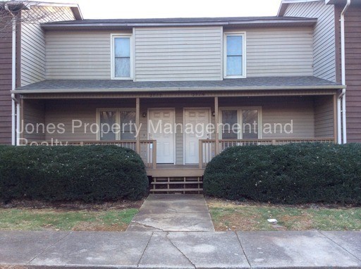 Foto del edificio - Shelton Place, 2br 1.5ba townhome, $750
