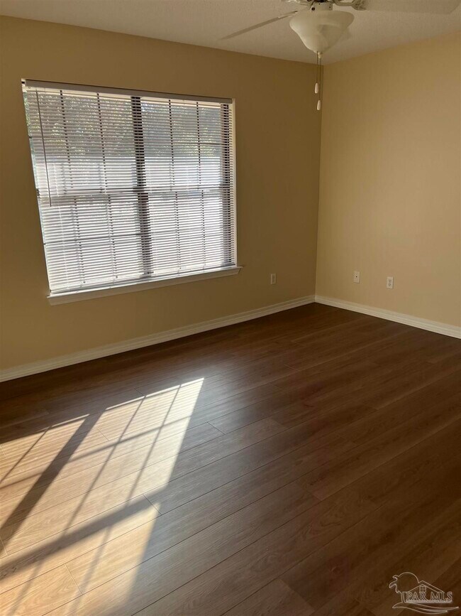 Building Photo - 9916 Guidy Ln