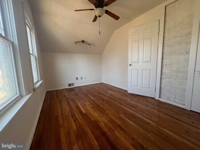 Foto del edificio - 5810 Mt Vernon Dr