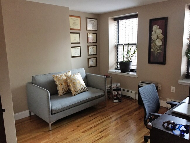 Building Photo - 165 Stuyvesant Ave