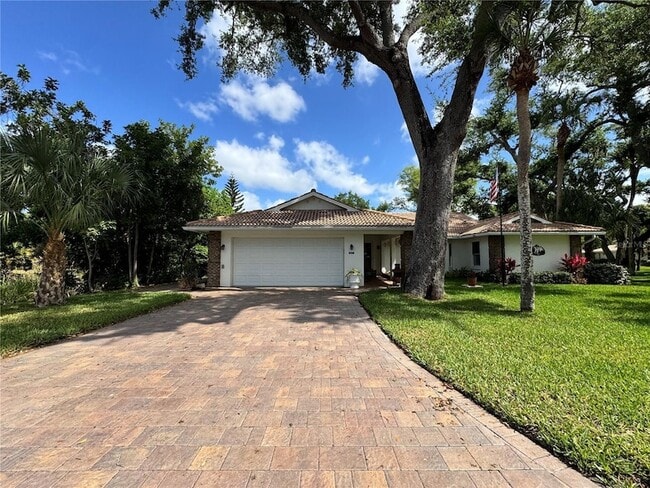 Photo - 3601 Garden Lakes Clenet House