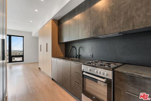 Foto principal - 10700 Tabor St