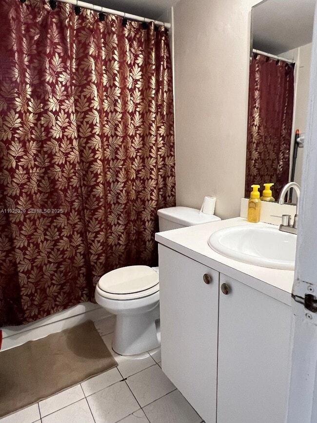 Foto del edificio - 2735 W 66th St