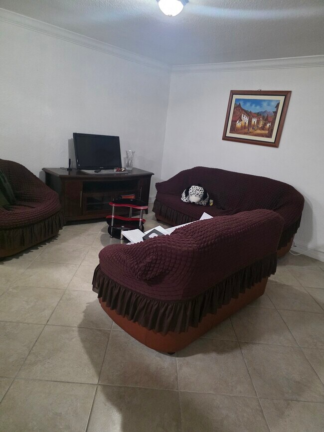 Foto del edificio - 9483 SW 76th St