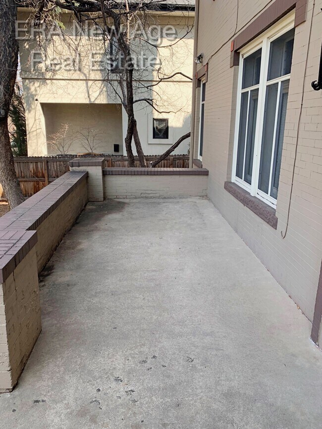 Foto del edificio - 920 N Pennsylvania St