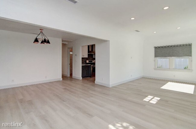 Foto del edificio - 408 Westminster Ave
