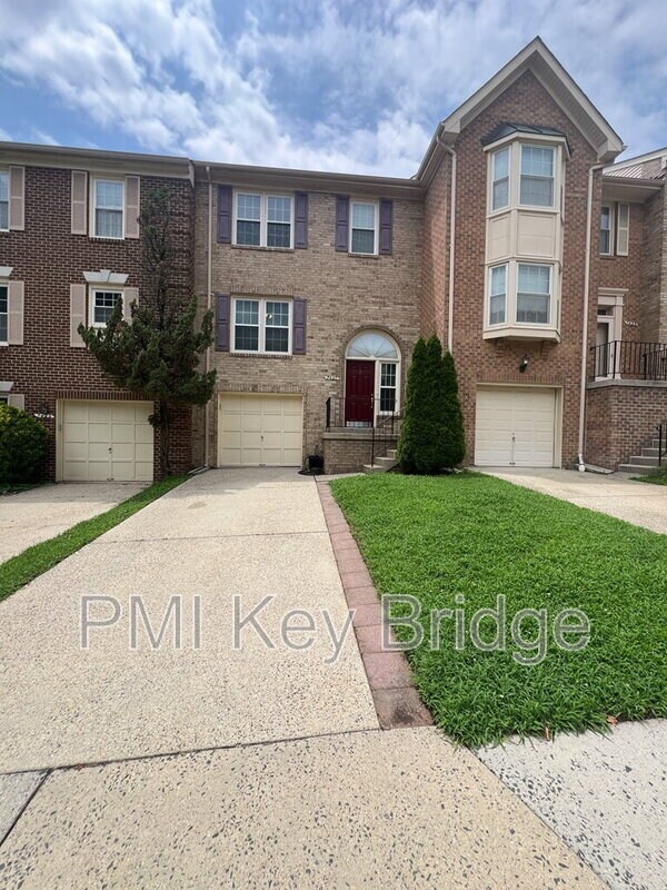 Primary Photo - 7427 Salford Ct