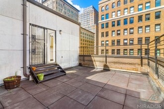 Building Photo - 455 Park Ave S