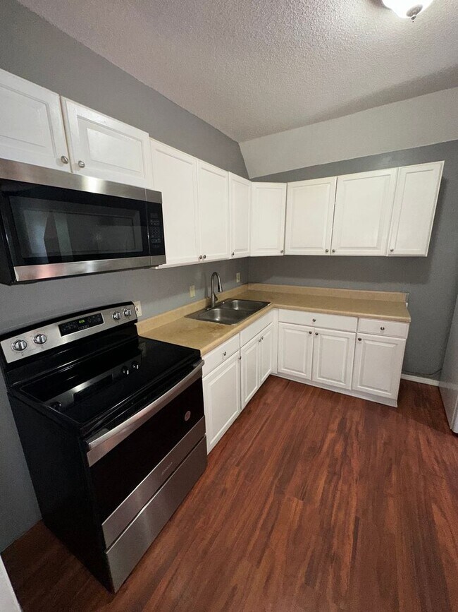 Foto del edificio - 220 E 27th St