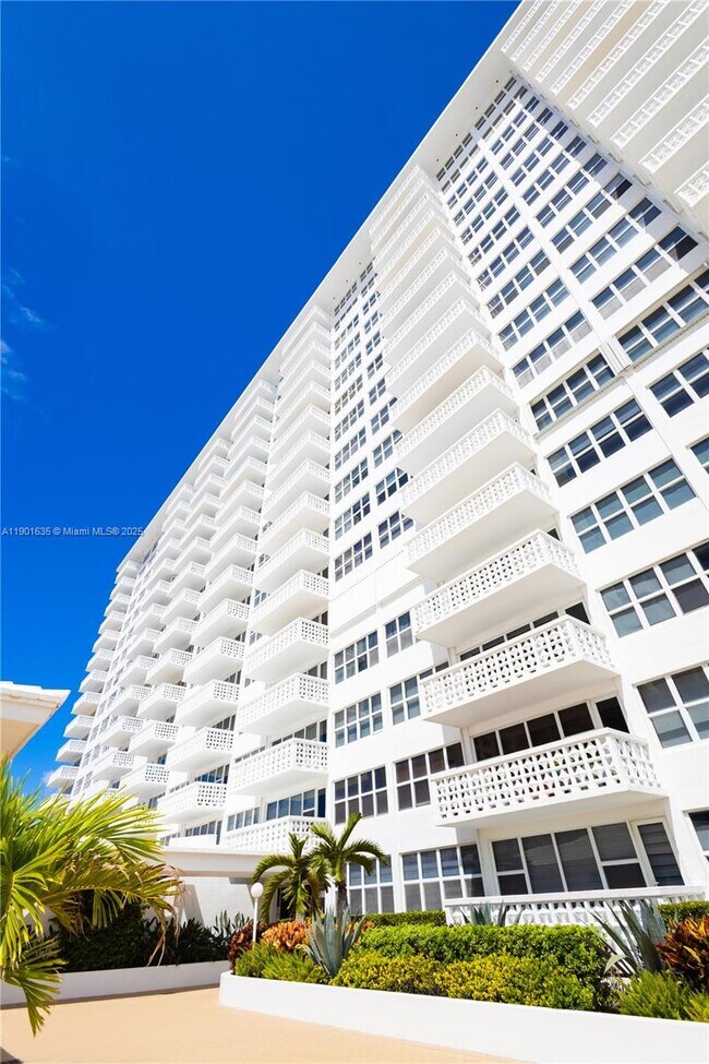 Building Photo - 4010 Galt Ocean Dr Building Photo - 4010 Galt Ocean Dr
