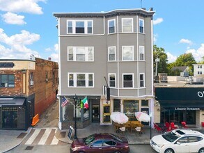 Building Photo - 226 Atwells Ave