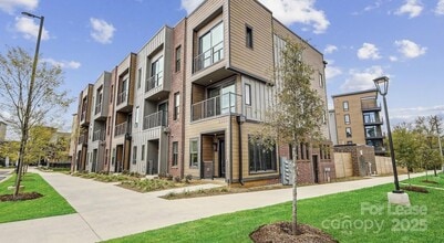 Building Photo - 1028 Stitch Bnd Wy