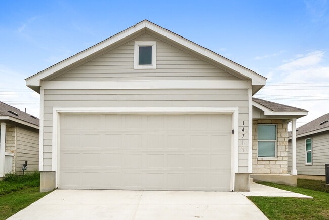 Building Photo - 14711 Brandy Brk