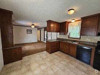 Building Photo - 24 Evergreen Ln
