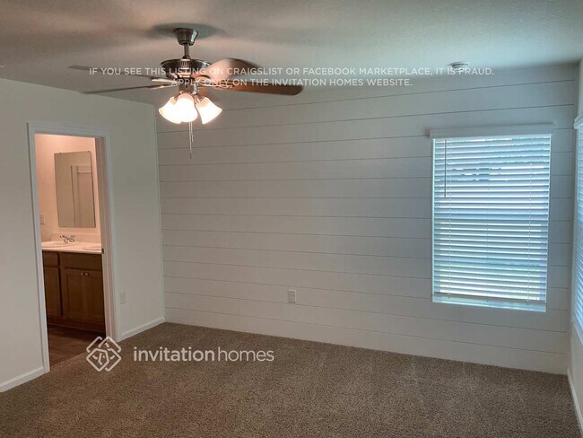 Foto del edificio - 18 Potterville Ln