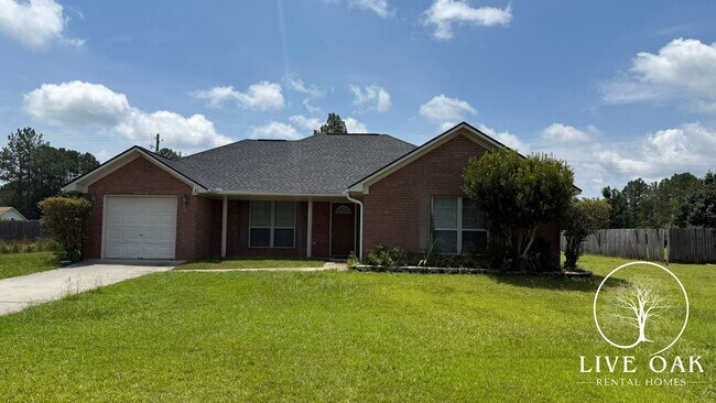 Building Photo - MOVE-IN SPECIAL: $500 OFF 1st MONTH'S RENT!**