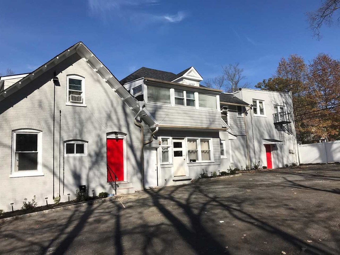 419 Plainfield Ave, Berkeley Heights, NJ 07922 House for Rent in