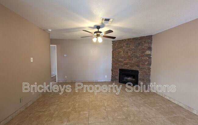 Building Photo - 95 N Cooper Rd