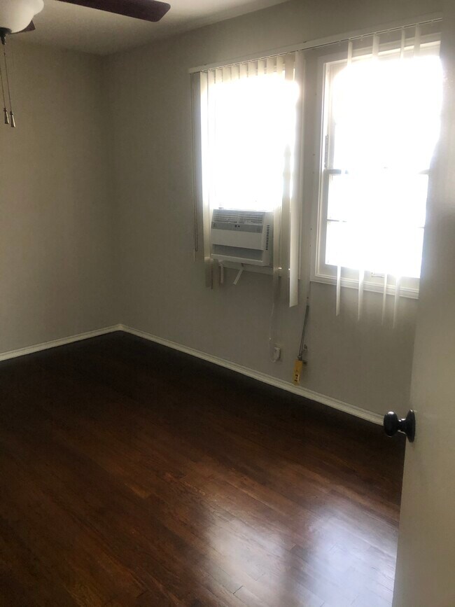Building Photo - 4147 Lockland Pl