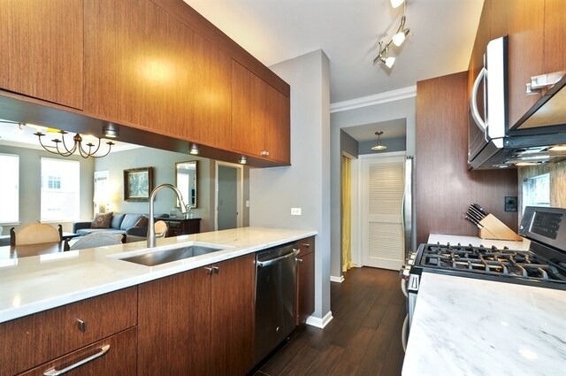 Foto del edificio - 301 W Scott St