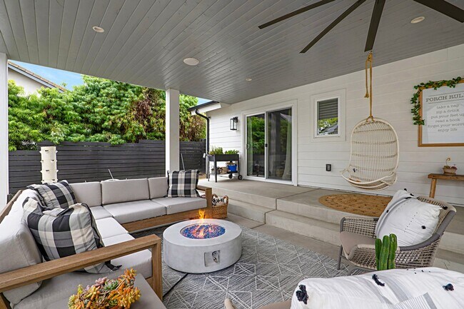 Foto del edificio - Encinitas Coastal Farmhouse + Private ADU