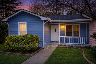 Building Photo - 5650 Waterford Ct