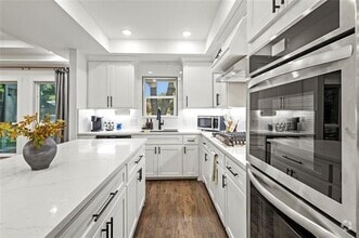 Building Photo - 13002 Halwin Cir