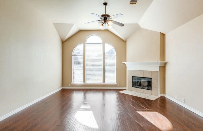 Building Photo - 11431 Wovenedge Ct