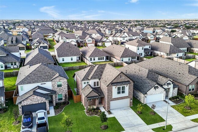 Foto del edificio - 21030 Treasure Gate Ln