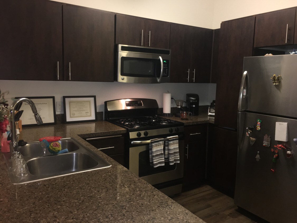 Foto principal - 331 W Rincon St
