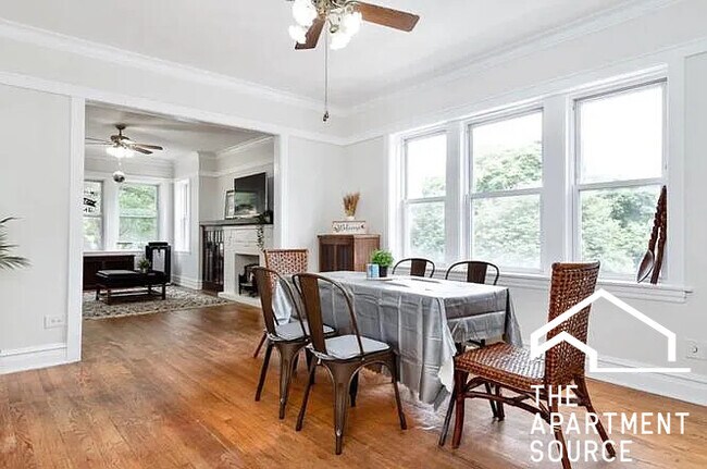 Foto del edificio - 5021 W Belden Ave