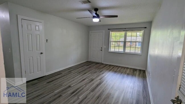 Building Photo - 243 Glenn Bryant Rd