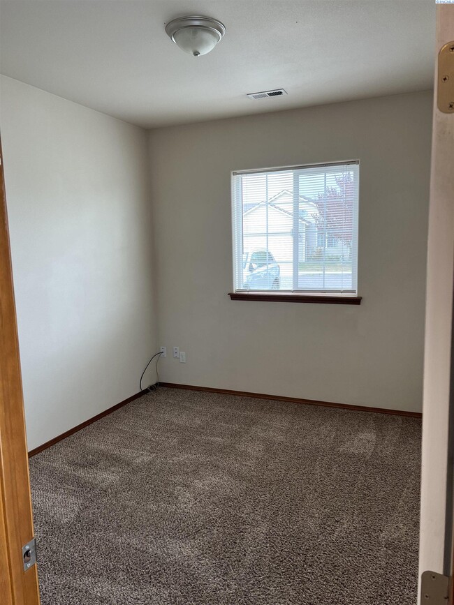 Foto del edificio - South Richland for rent available now