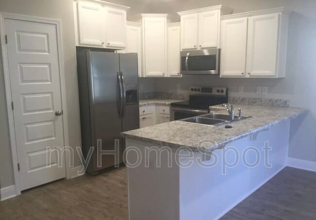 Building Photo - 6091 Royal Port Ct