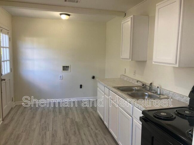Building Photo - 2516 Argonne Dr