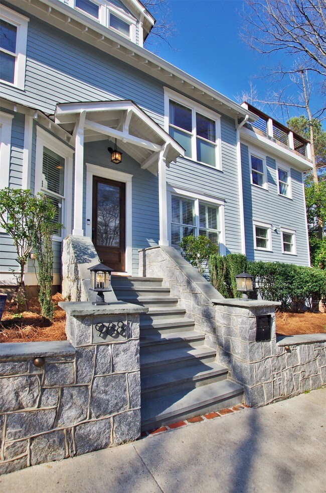 Building Photo - 968 Argonne Ave NE