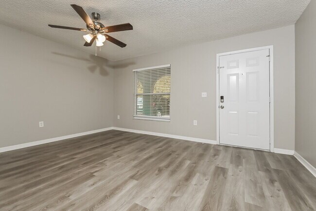 Foto del edificio - 5227 Grace St E