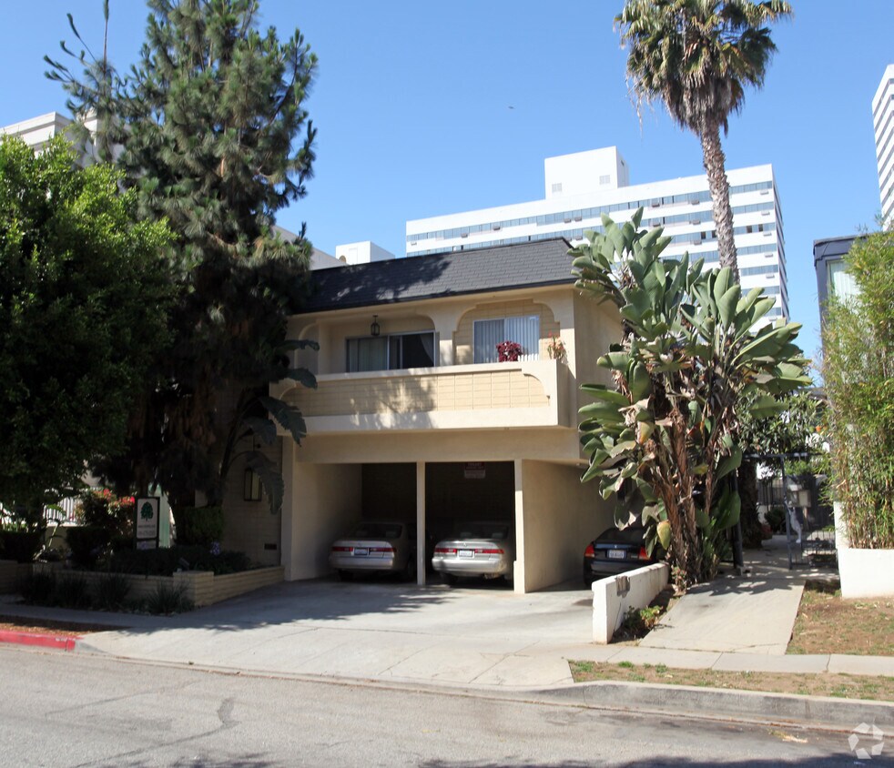 Primary Photo - 1241 Barry Avenue,