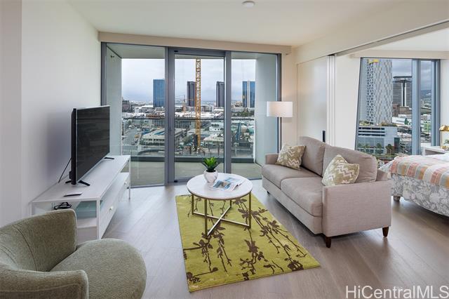 Building Photo - 1000 Auahi St