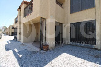 Building Photo - 8331 N 21st Dr