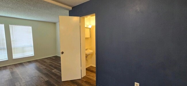 Foto del edificio - Tour Today!  2/1.5 Townhome in Longview