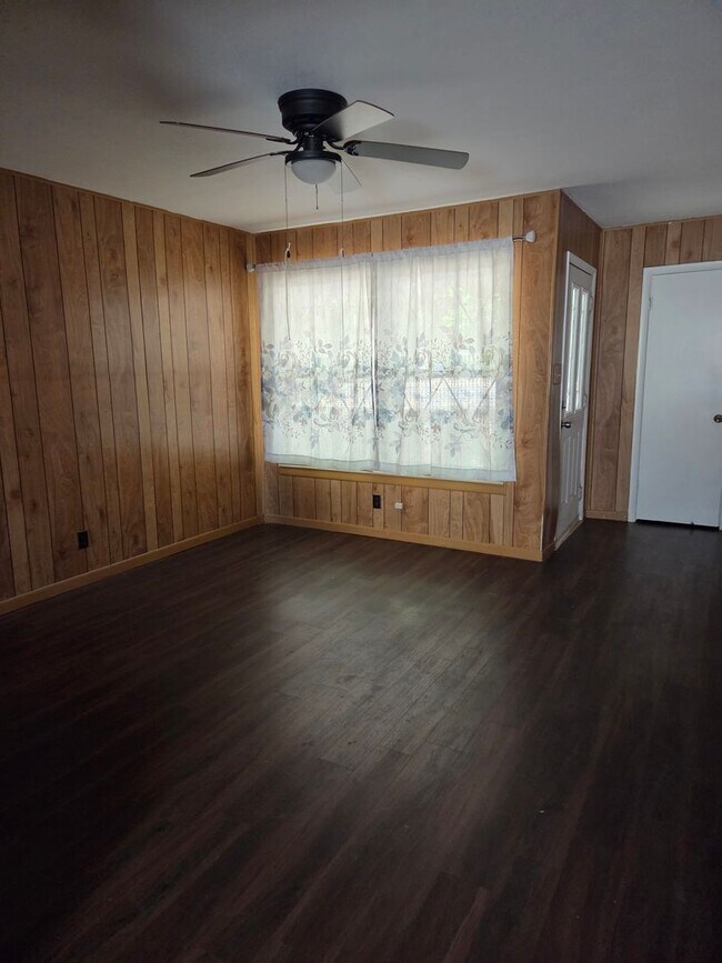 Foto del edificio - 516 S Park Ln