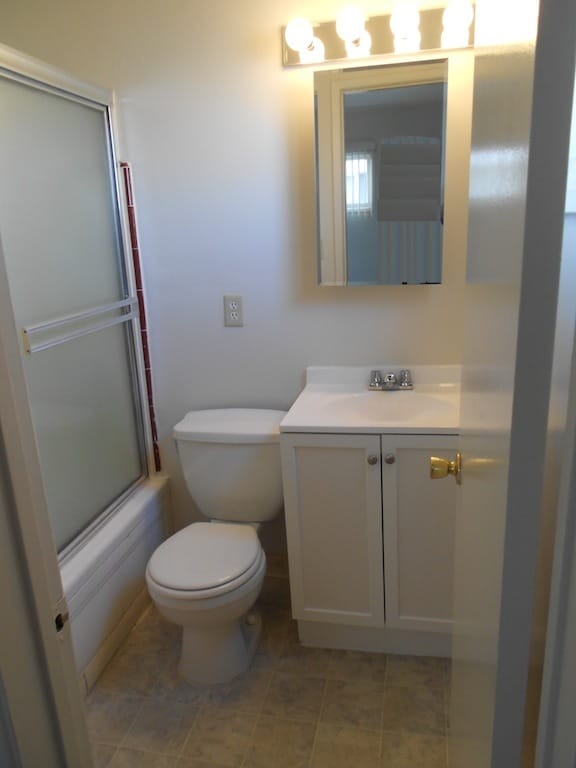 Building Photo - 3653 Overland Ave