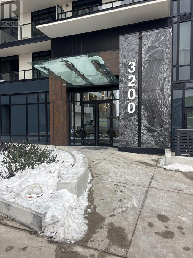 Building Photo - 3200 William Coltson Ave