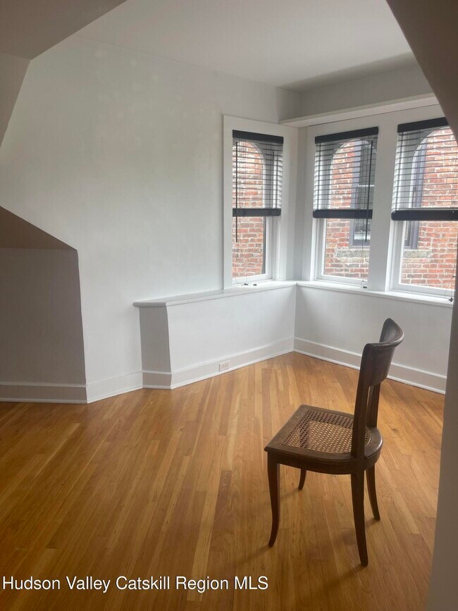 Foto del edificio - 420 Warren St
